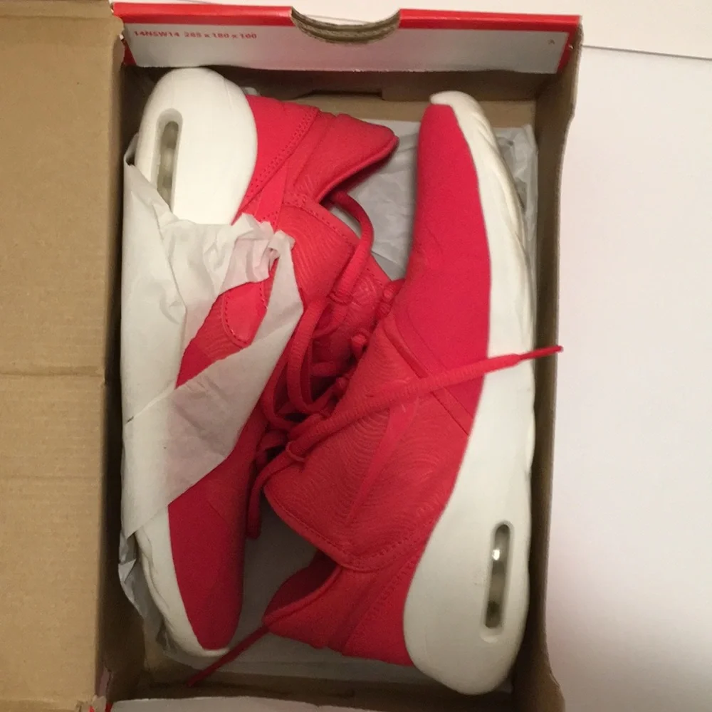 NIKE AIR MAX SASHA SE, Sz 6.5 Tropical Pink/ Rose - Picture 4 of 11